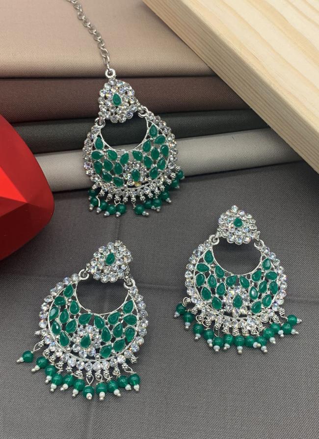 Green Meenkari Earrings With Maang Tikka